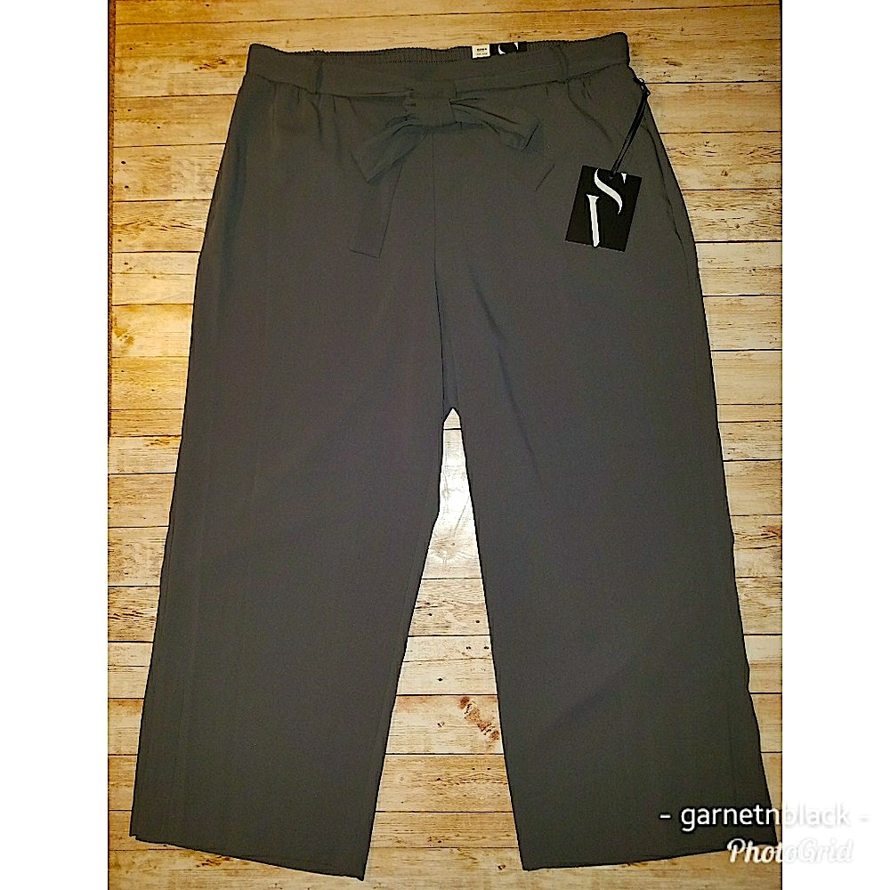 Simply Vera Wide Leg Pants NWT